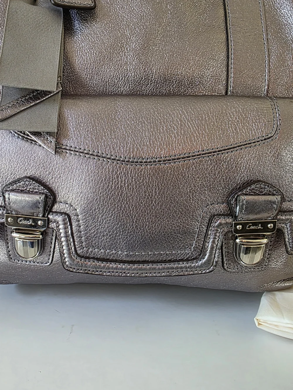 Coach Poppy Pushlock Metallic Leather Tote Y2K Silver Gray